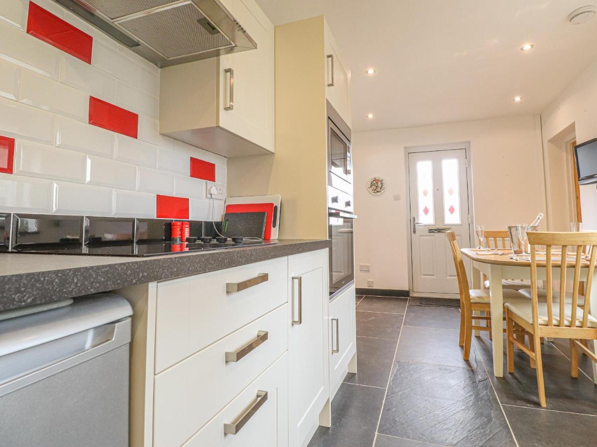 Villa Y Bwthyn Newport  Esterno foto